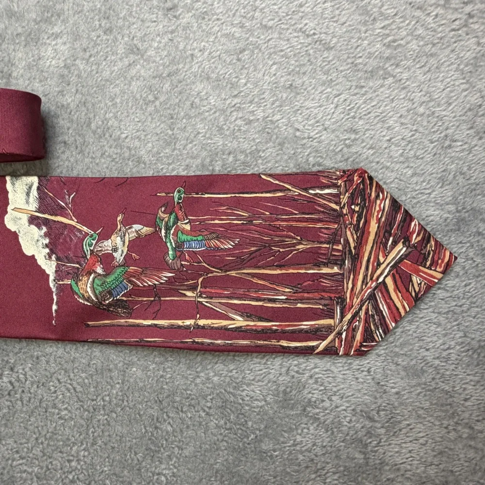 Ducks Unlimited Mens Silk Necktie Burgundy Mallard Duck Wildlife Scenic USA Made